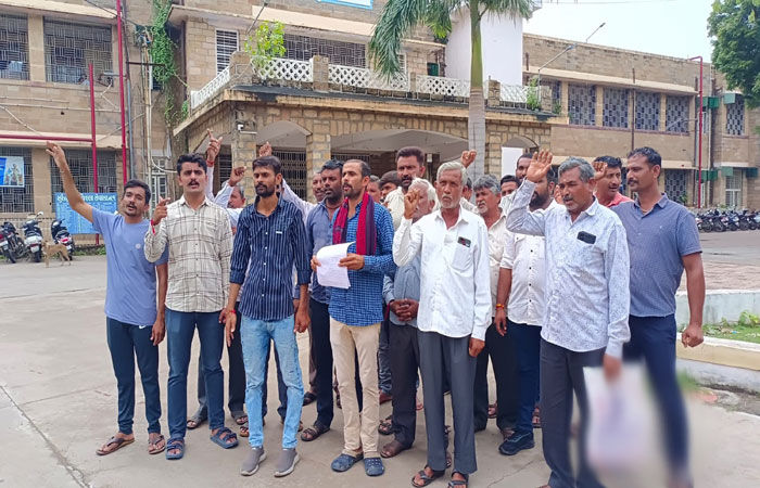 માંગ નહીં ઉકેલાય તો ખેડૂતોની ગાંધી ચીંધ્યા માર્ગે આંદોલનની ચીમકી