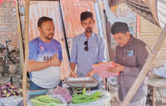બોરસદના ગાંધીગંજ પાસેથી 70 શાકભાજીની લારીઓ દૂર કરવા નોટિસ