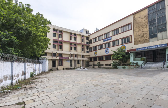 રમણલાલ પટેલને મજૂર મહાજનના પ્રમુખપદેથી ઉતારી મૂકવામાં આવ્યા
