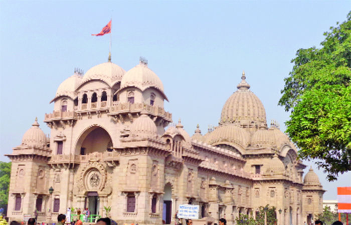 બેલુર મઠની અદ્ભુત સ્થાપત્ય સૃષ્ટિ
