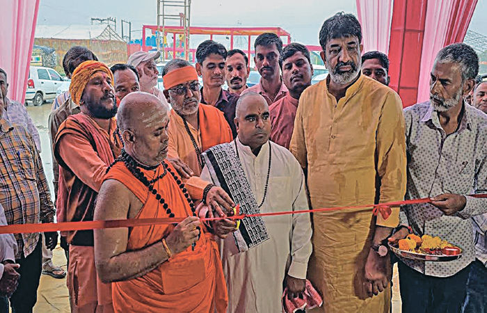 વરસાદી વિઘ્ન વચ્ચે ધોળકાના વૌઠાના સુપ્રસિદ્ધ મેળાનો પ્રારંભ