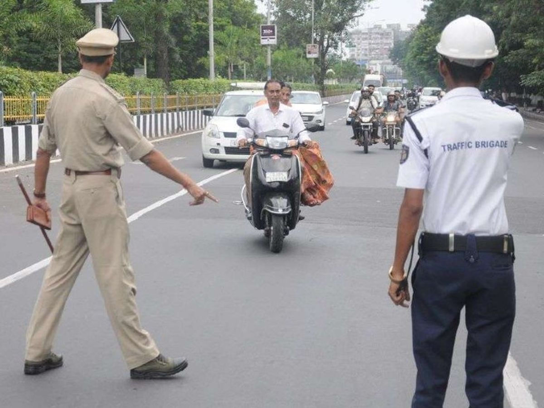 ₹38 lakh collected in traffic violation fines daily in state