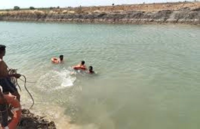 મોરબીના જૂના સાદુળકા ગામે પાણી ભરેલા ખાડામાં ડૂબી જતાં ૩ના મોત