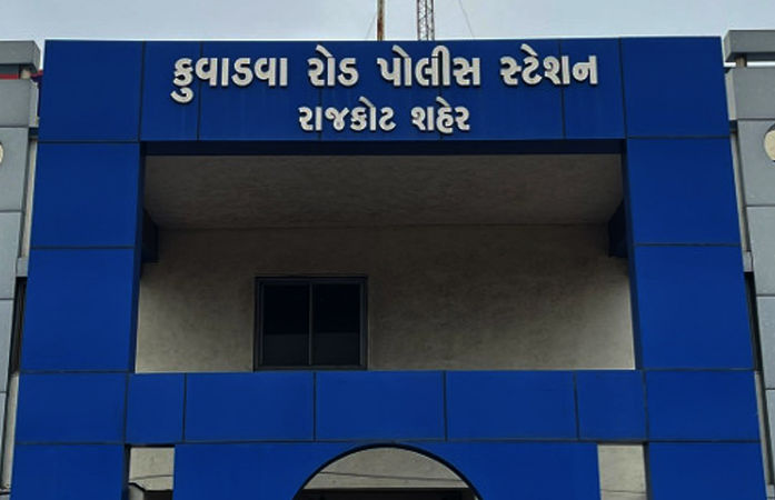 રાજકોટમાં સંતાને માનસિક બીમાર પિતાને ઝાડ સાથે બાંધીને માર મારતા મોત, કારણ જાણી ચોંકી જશો