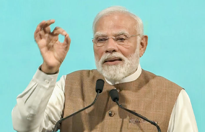 'બે યુવરાજોએ ખોટા વાયદા આપવાની દુકાન ખોલી', PM મોદીના રાહુલ ગાંધી અને તેજસ્વી પર પ્રહાર