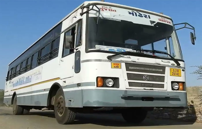 છાપરી ગામે એસ.ટી. બસના ધાંધિયા, વિદ્યાર્થિનીઓમાં રોષ