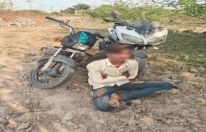 જામનગર શહેર અને લાલપુરમાં થયેલી બે બાઈક ચોરીનો ભેદ ઉકેલાયો: બે ચોરાઉ બાઇક સાથે એક તસ્કર પકડાયો