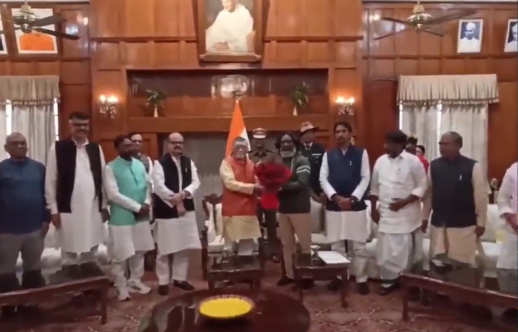 VIDEO : હેમંત સોરેને રજૂ કર્યો સરકાર રચવાનો દાવો, 28એ ઝારખંડના મુખ્યમંત્રી પદના શપથ લેશે