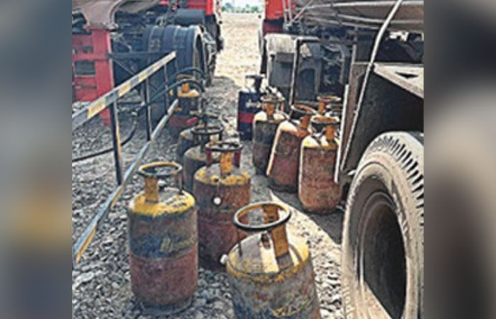 Hotel owner trafficking LPG gas cylinders nabbed by police