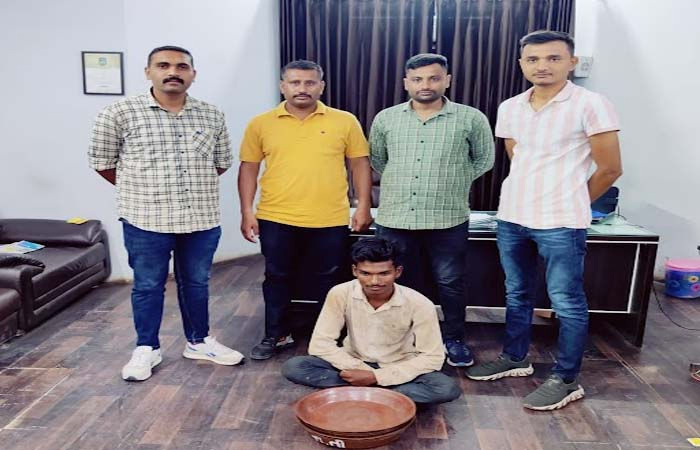 જામનગરમાં ત્રાંબાના આઠ નંગ ત્રાસની ચોરી કરનાર ઝડપાયો