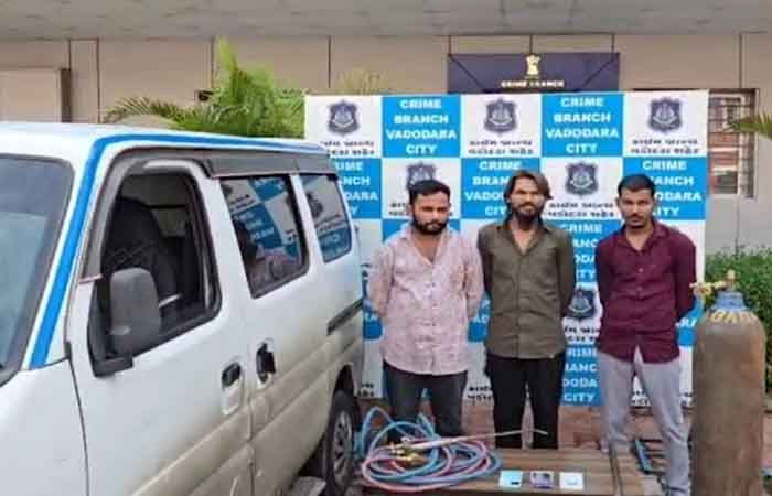 ઓનલાઇન ગેમમાં દેવું થતાં વડોદરામાં બે ATM તોડ્યા પણ સફળ ન થયા, ત્રિપુટી પકડાઈ