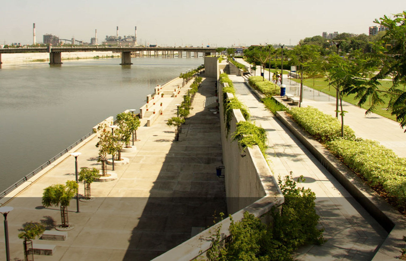 Over 15,000 truckloads of soil dumped in Sabarmati River, sparks concerns