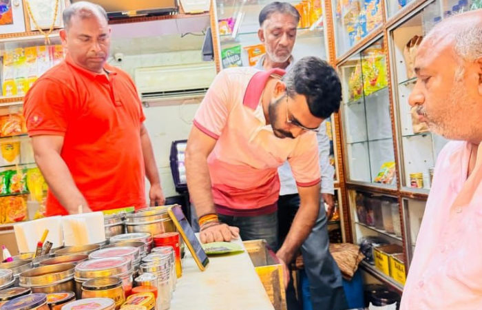 Ahmedabad Crime Branch detains 10 in major crackdown on drugs near Gujarat University