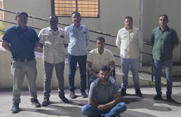 વાંકાનેરમાં ₹2 કરોડના દારૂના કેસમાં ફરાર જામનગર પાલિકાના ભાજપના કોર્પોરેટરના પુત્રની ધરપકડ
