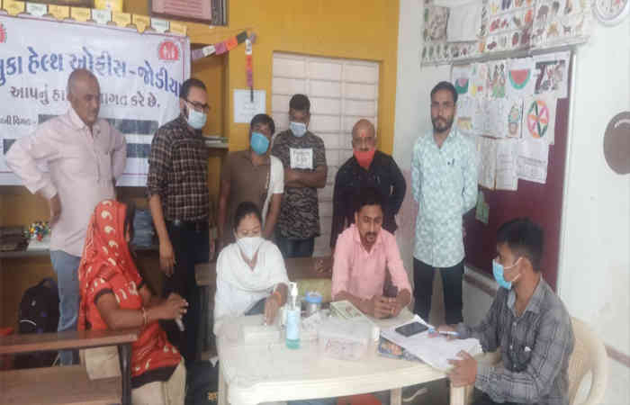 જામનગર: જોડિયા તાલુકાના બેરાજા ગામમાં સેવા સેતુ કાર્યક્રમ યોજાયો