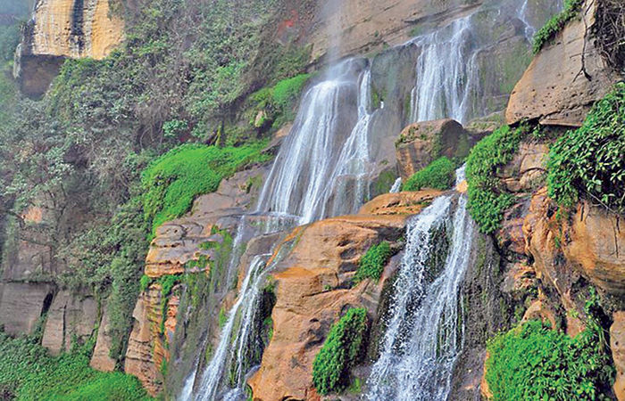 The World's Five Tallest Waterfalls