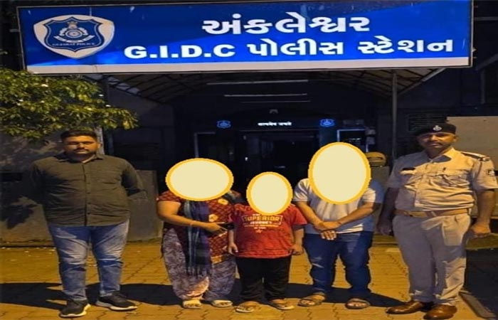અંક્લેશ્વરમાંથી 11 વર્ષનો બાળક કોઇક કારણસર રિસાઈ ઘરેથી સાયકલ લઇ નીકળી ગયો