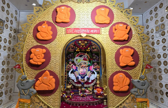 સાળંગપુર ધામમાં ગણેશ મહોત્સવઃ શ્રી કષ્ટભંજન દેવને અષ્ટવિનાયક દેવની થીમનો કરાયો શણગાર