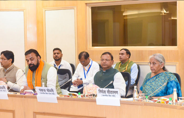 GSTમાંથી 12 ટકા અને 28 ટકાનો સ્લેબ દૂર કરવાની ભલામણ, GOMએ સ્વીકાર્યો પ્રસ્તાવ