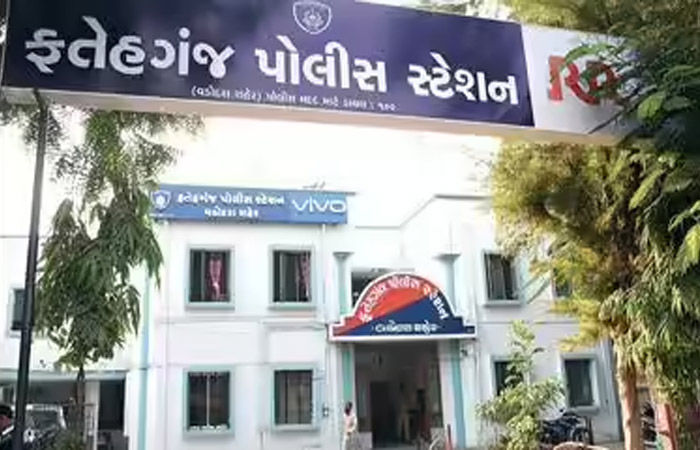 વડોદરામાં ફતેગંજના બે સગીર હિંદુ-મુસ્લિમ મિત્રો ઘર છોડીને ચાલ્યા ગયા, પોલીસે છ કલાકમાં શોધી કાઢ્યા