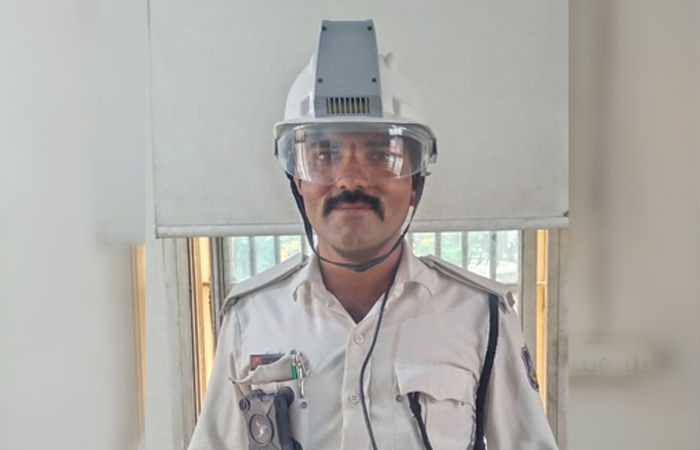 અમદાવાદ ટ્રાફિક પોલીસને હવે ગરમી નહીં થાય! કર્મીઓને અપાયા AC હેલ્મેટ, જુઓ કેવા છે
