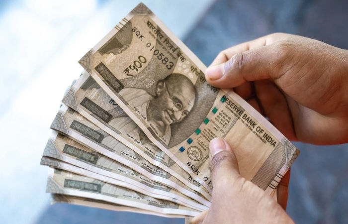 2.75 કરોડના વળતરની લાલચ આપી 35.30 લાખ પડાવી લીધા