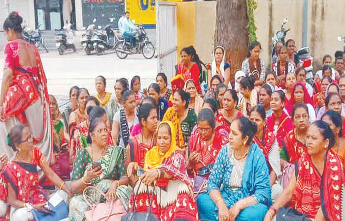 દૈનિક વિરાટ કામગીરી સામે નજીવા વળતરથી આશાવર્કર બહેનોમાં રોષ