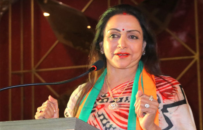 'અમે પણ કુંભ જઈ આવ્યા, ઘટનાને અતિશયોક્તિપૂર્ણ રીતે બતાવાય રહી છે...', નાસભાગ પર બોલ્યા હેમા માલિની