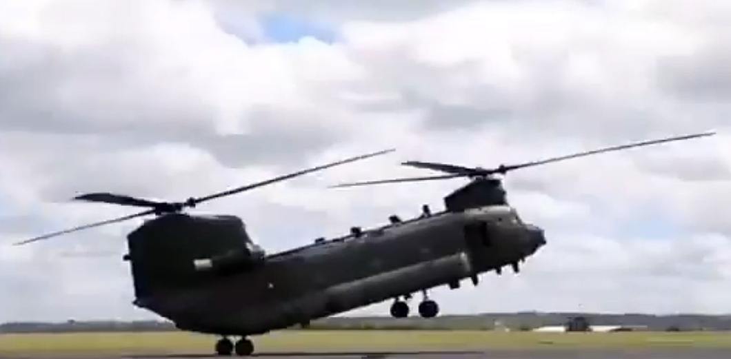 IAF carries out emergency trial landing of Chinook helicopters in Kashmir