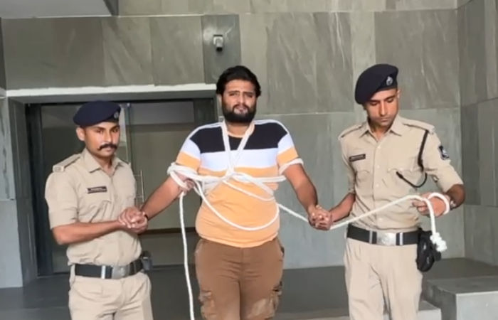 Absconding mastermind of Gondal petrol pump firing case held in Kerala