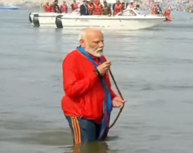 Mahakumbh: PM Modi takes holy dip at Sangam