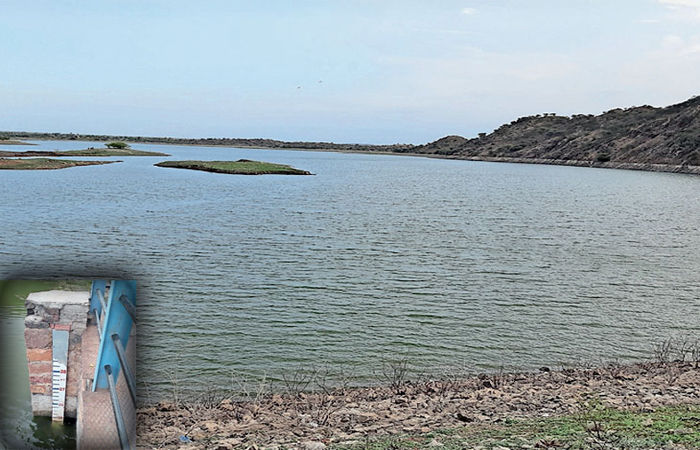 સિહોરના ગૌતમેશ્વર તળાવમાંથી પીવાનું પાણી વિતરણ કરવા માંગ