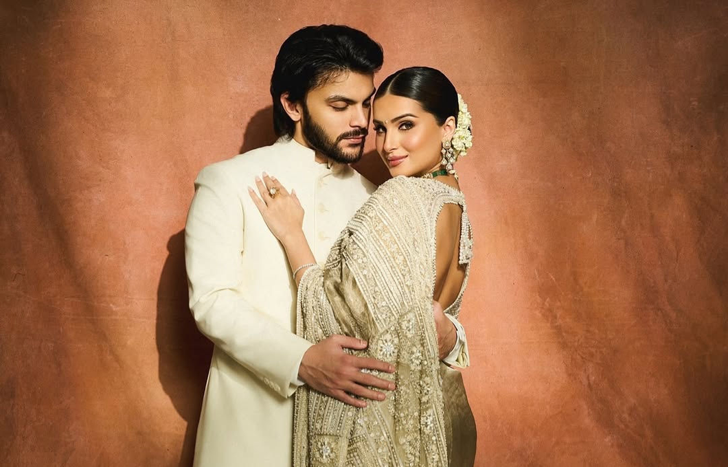 Tara Sutaria-Veer Pahariya make their relationship Insta official during Ganesh Chaturthi celebration
