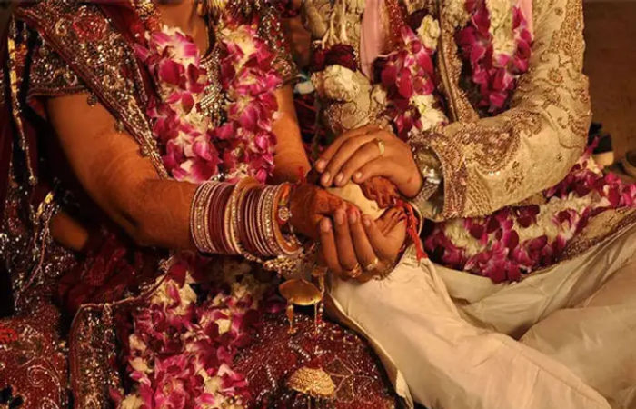 Surat forest officer files complaint against husband for affair, in-laws for casteism