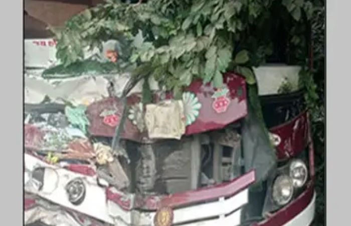 Gujarati devotees among 50 injured after bus to Ayodhya meets with accident