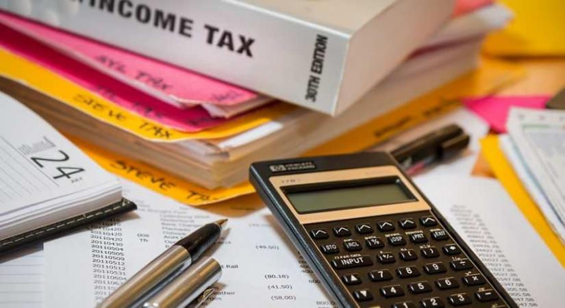 Three builder groups in Ahmedabad raided by 150 income tax officials