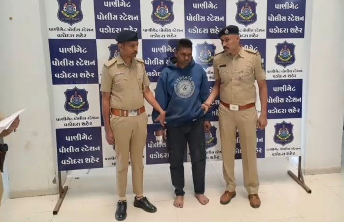 વડોદરામાં મોડી રાત્રે ખેલાયો ખૂની ખેલ, આડા સંબંધના કારણે યુવકની જાહેરમાં હત્યા