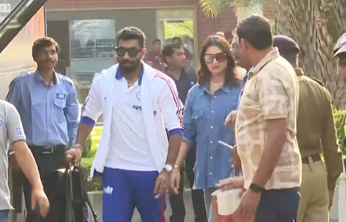 VIDEO: ટીમ ઈન્ડિયાનું અમદાવાદ એરપોર્ટ પર ભવ્ય સ્વાગત, 18 ફેબ્રુઆરીએ નેધરલેન્ડ્સ સામે આગામી મેચ