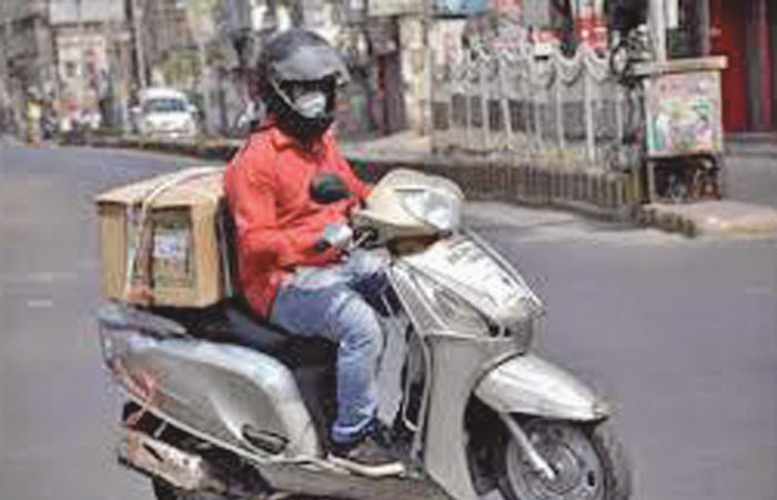 ગીગ વર્કરની કમાણી કેટલી ?                                        .