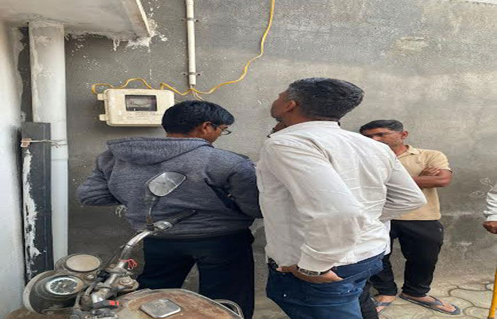 ઝાલાવાડમાં ૧૫૧ કરોડનું બાકી વીજ બિલ વસૂલવા પીજીવીસીએલ 88 હજાર જોડાણ કાપવાની શરૃઆત