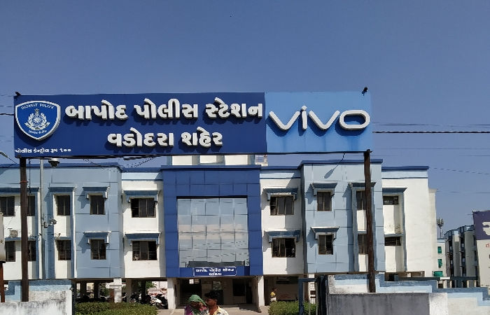 રખડતા ઢોરને પકડવા ગયેલા વડોદરા કોર્પોરેશનના સ્ટાફ પર હુમલો કરી જાનથી મારી નાખવાની ધમકી
