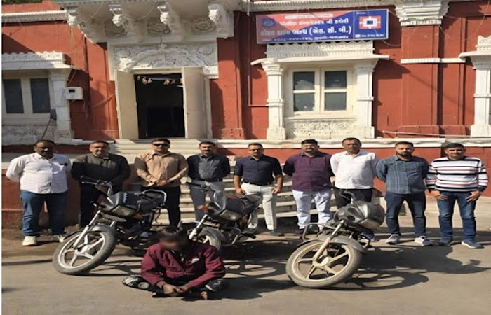 જામનગર શહેરમાં થયેલી ત્રણ બાઈક ચોરીનો ભેદ ઉકેલાયો : એલ.સી.બીએ એક તસ્કરને ચોરાઉ 3 બાઈક સાથે ઝડપી લીધો