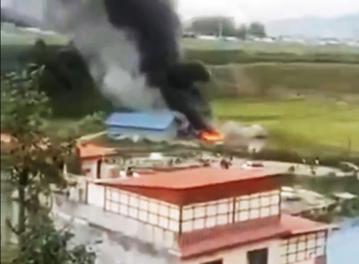 18 killed as plane with 19 people on board crashes in Nepal