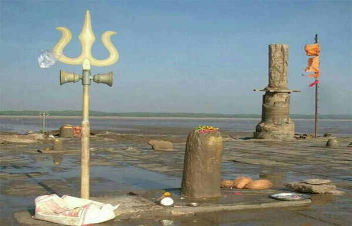 કોળિયાક-નિષ્કલંક મહાદેવ રોડ પર એક વર્ષ પછી પણ બ્રિજ બન્યો નથી