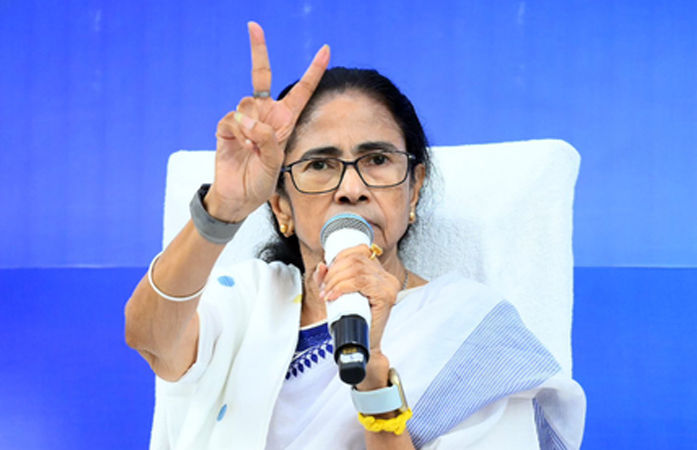 ભાજપ 500-700 મતે આગળ હોય તો તરત રિ-કાઉન્ટિંગ માંગજો, મમતા બેનરજીનો એજન્ટોને કડક આદેશ