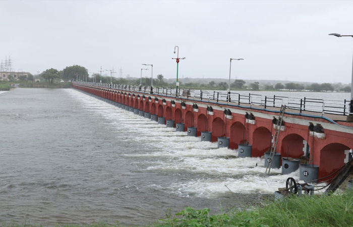135 વર્ષના ઈતિહાસમાં પહેલીવાર આજવા સરોવરના અર્થન ડેમનો જિઓફિઝિકલ સર્વે : પાંચ સ્થળે પીઝો મીટર મૂકવામાં આવશે