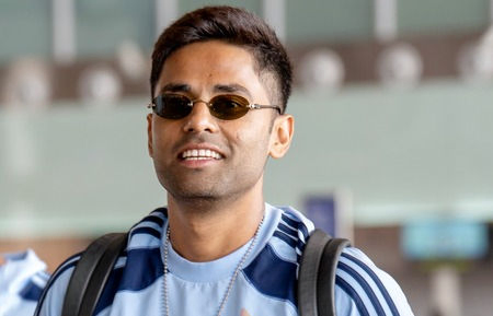 Influencer files ₹100 cr defamation suit against Khushi Mukherjee over remarks on Suryakumar Yadav