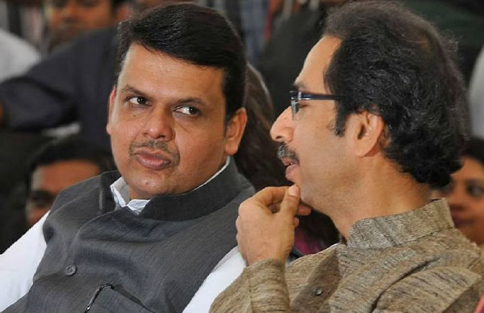 બિહાર જ નહીં મહારાષ્ટ્રના રાજકારણમાં પણ હલચલ! ઉદ્ધવ ઠાકરે જૂથે કર્યા ફડણવીસના વખાણ