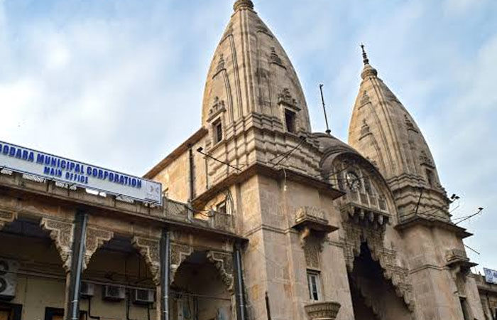 સ્મશાનોનું સંચાલન કરતી સાત સંસ્થાઓના પ્રતિનિધિઓ સાથે મ્યુ. કમિશ્નરની બેઠક