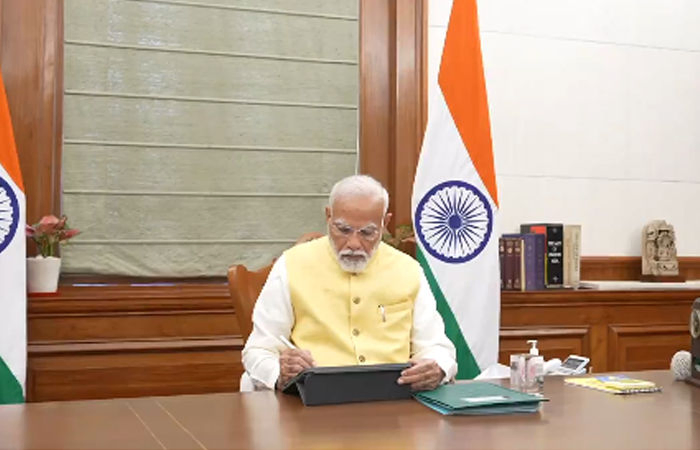 વિદેશથી પાછા આવીને PM મોદીએ બોલાવી 'ઈમરજન્સી બેઠક', મંત્રીઓને દિલ્હી ન છોડવા ફરમાન